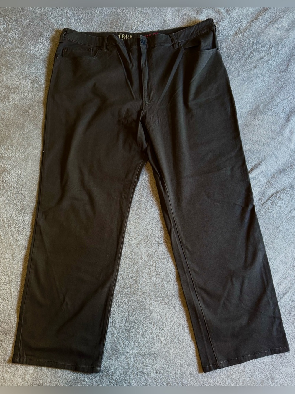 True Nation Men’s Relaxed Fit Chino Pants (Cinder - 44x32)